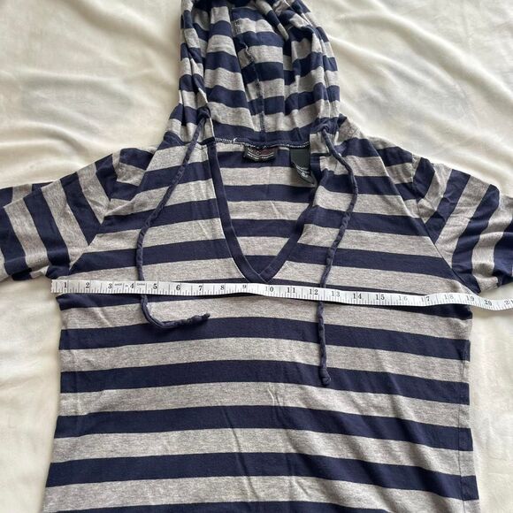 Vintage Y2K New York & Company Sport navy and grey striped hoodie tshirt medium - Picture 5 of 6